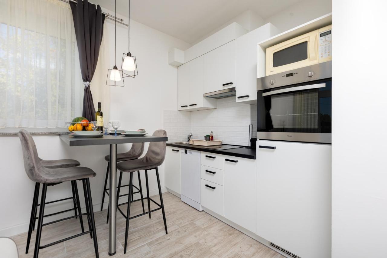 Apartments Meri Sveti Ivan  Eksteriør billede